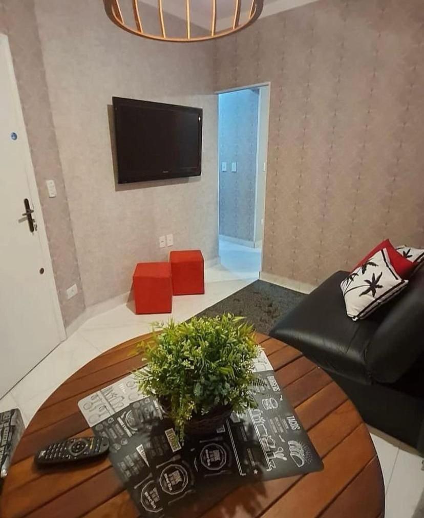 113 Canto Do Forte - 1Dorm - 200 M Da Praia E 20M Dos Bares E Restaurantes - Estacionamento Gratuito E Wi Fi , Tv A Cabo Прая Гранде Екстериор снимка